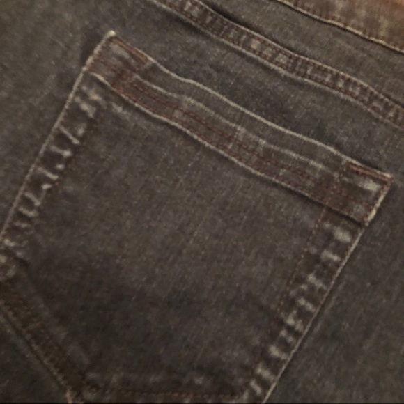 Croft & Barrow stretch dark wash Jeans Sz 14 short - Picture 4 of 8